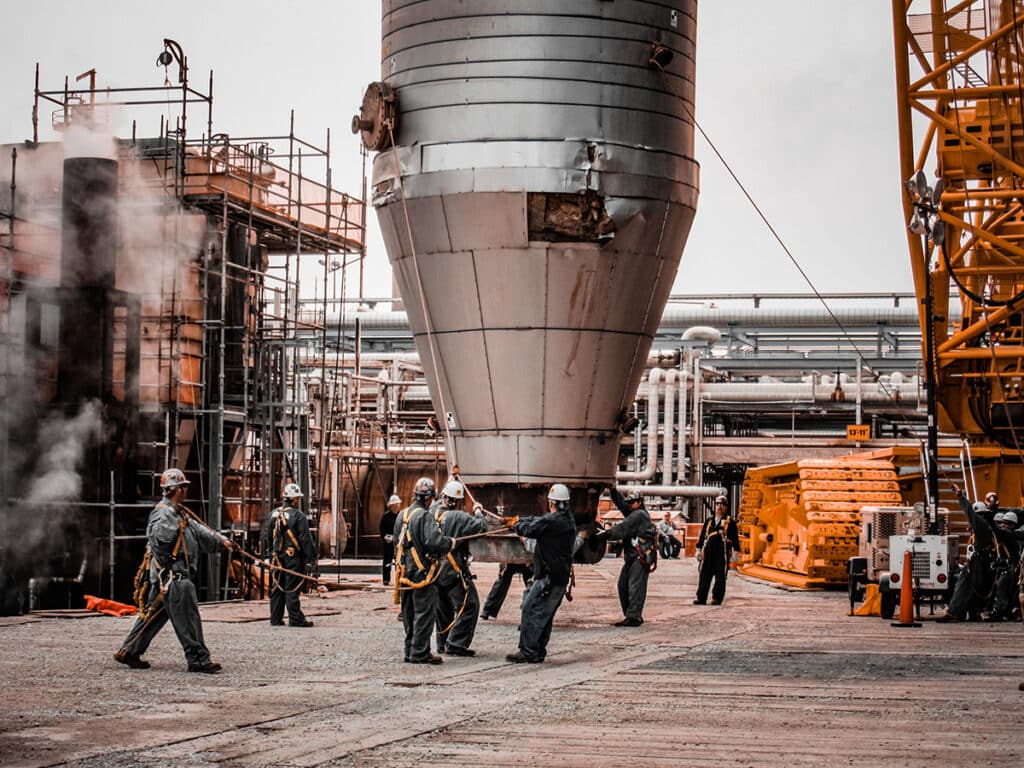 field crew placing an FCCU regenerator in a refinery